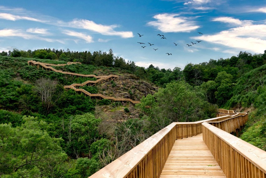 Almoço de Páscoa, Passadiços do Mondego e visita à Guarda! Com autocarro incluído!